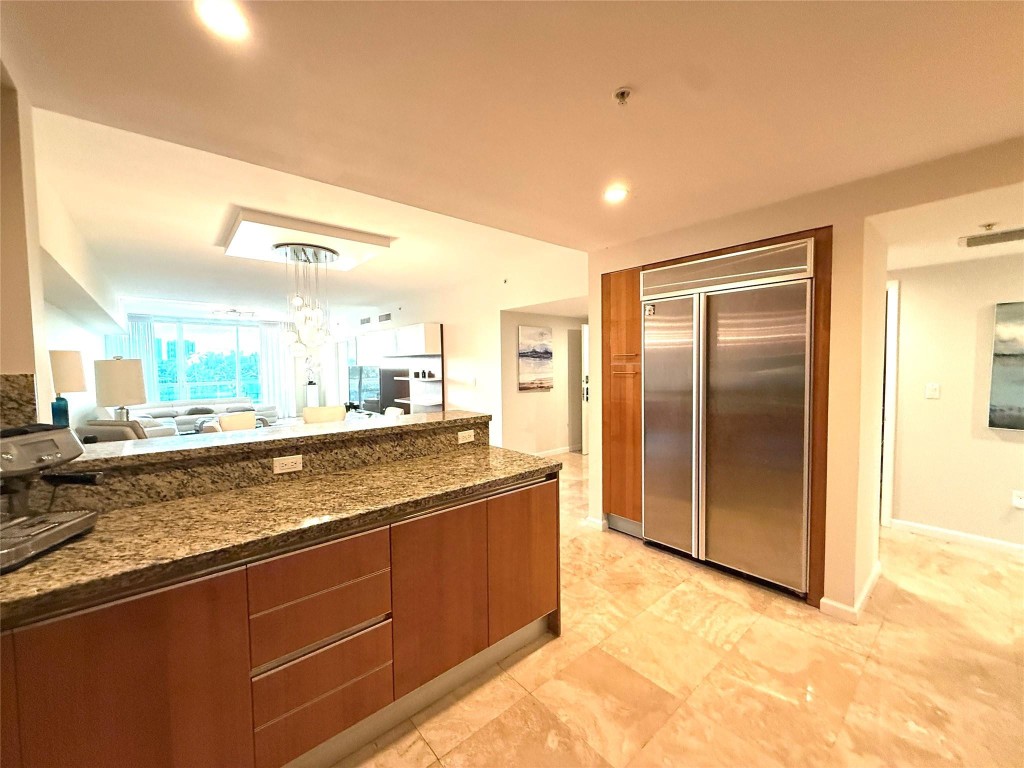 45 HENDRICKS CONDO - Residential Lease