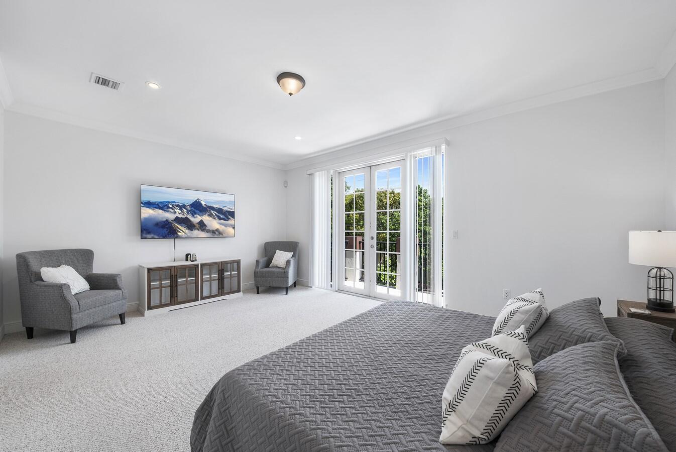 LAUDERDALE - Residential Lease