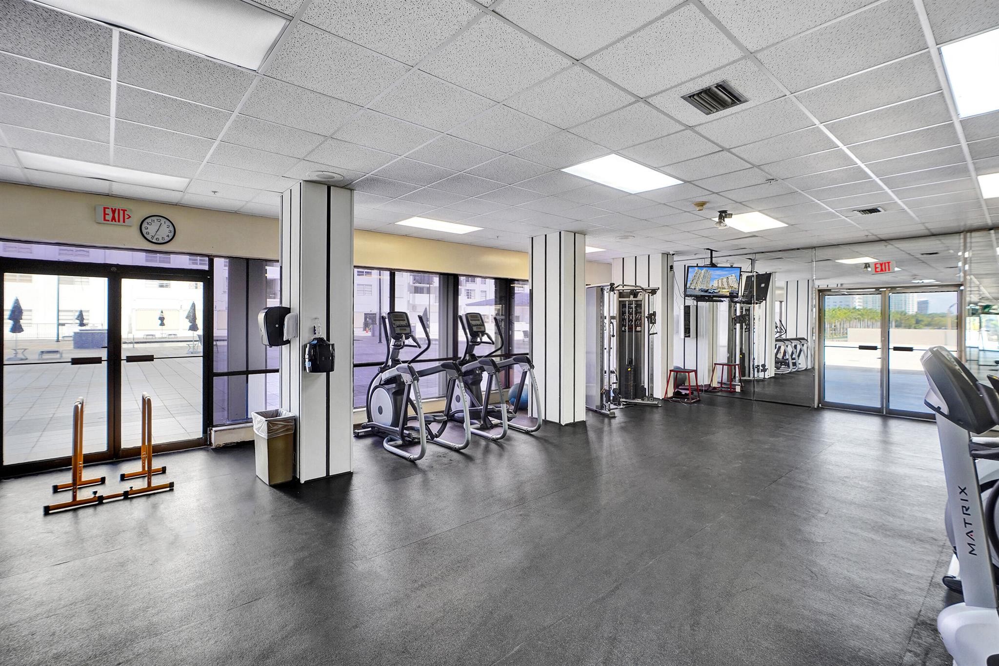 COMMODORE PLAZA CONDO - Residential Lease