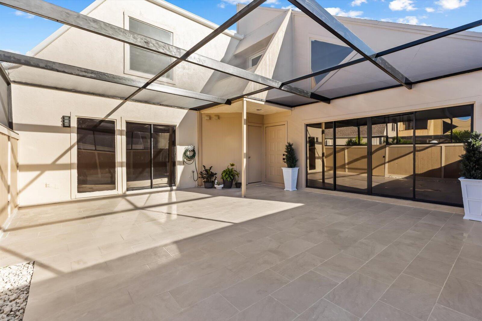 TARPON BAY VILLAS - Residential Lease