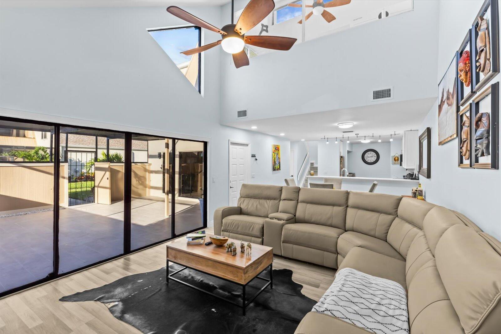 TARPON BAY VILLAS - Residential Lease