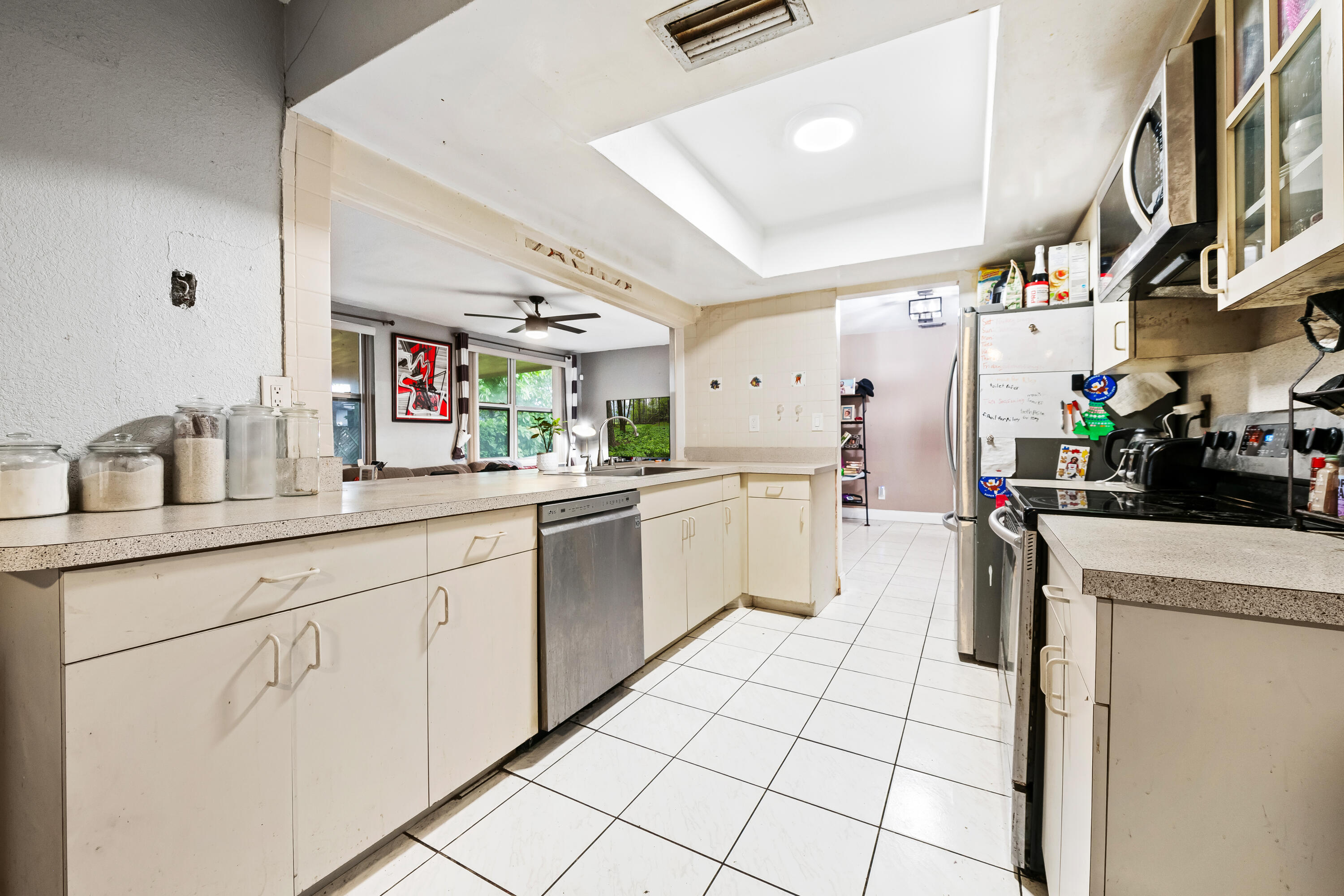 OAKLAND ESTATES SEC EIGHT - Residential