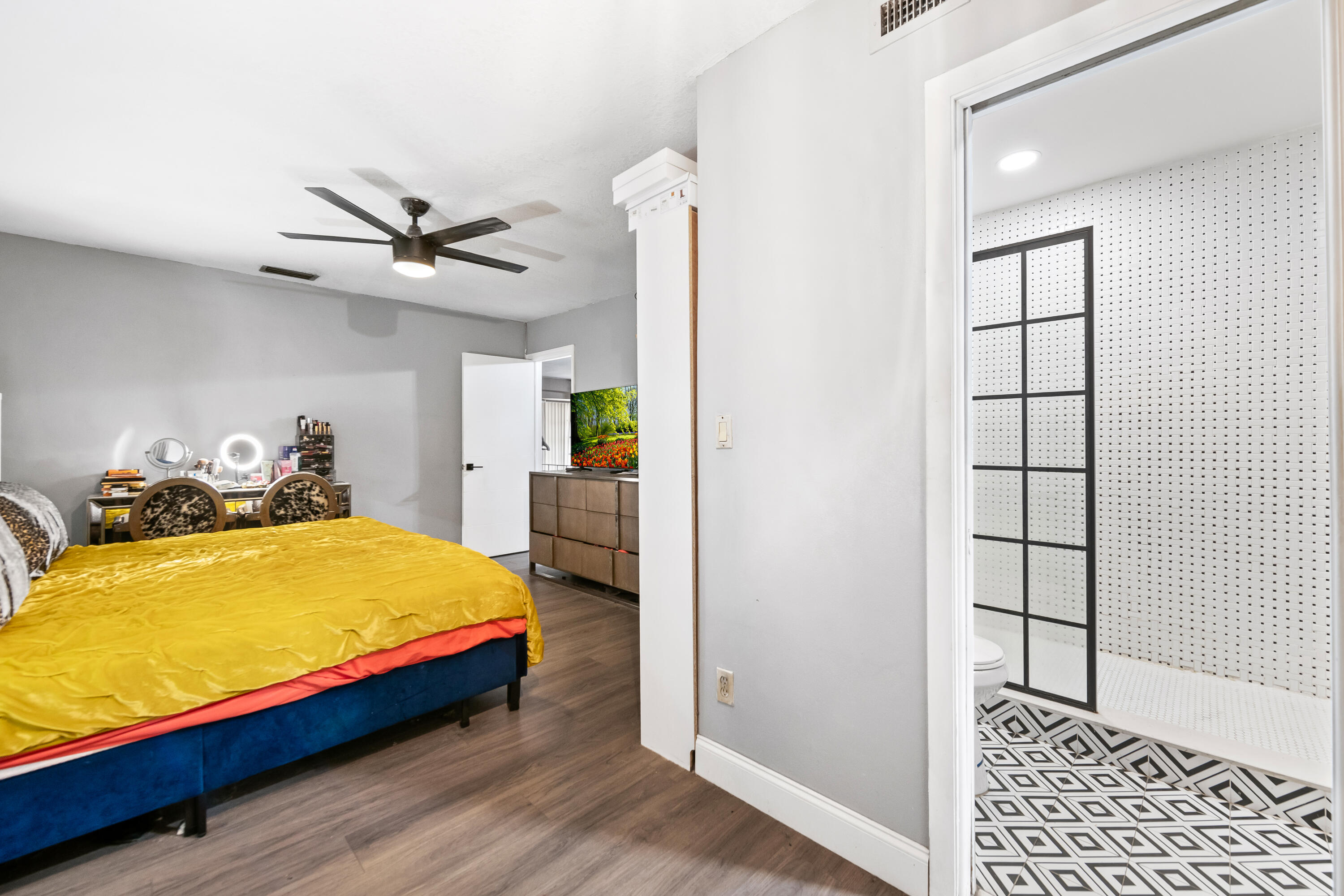 OAKLAND ESTATES SEC EIGHT - Residential