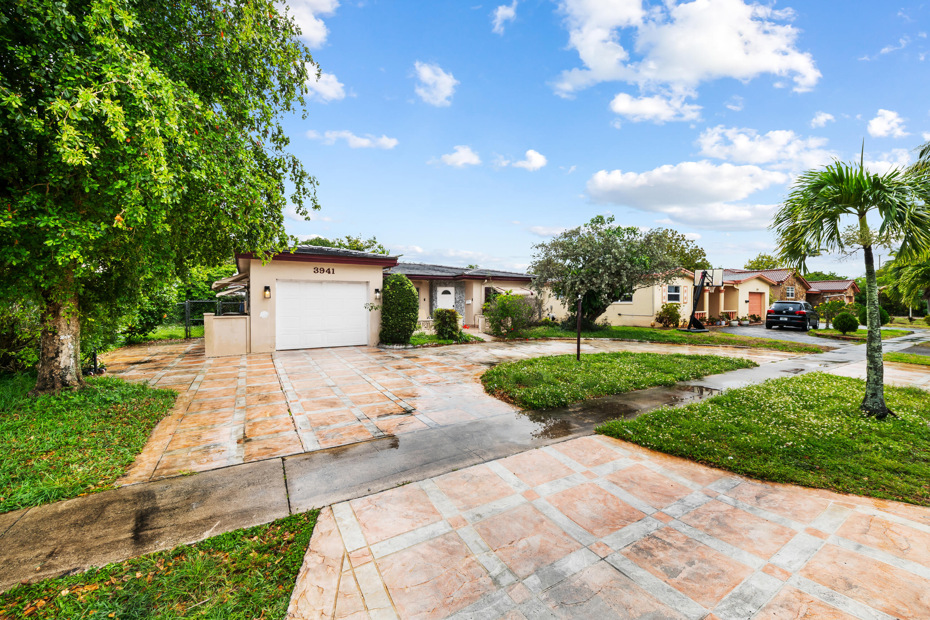 OAKLAND ESTATES SEC EIGHT - Residential