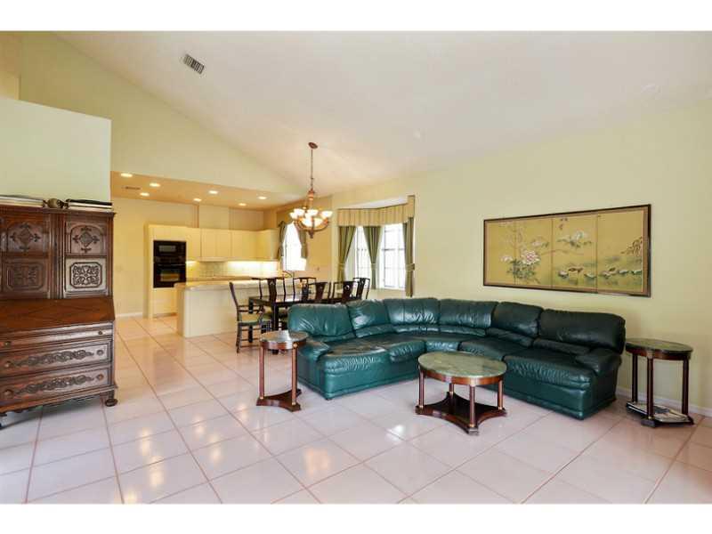 EAGLE POINT/EAGLE TRACE - Residential