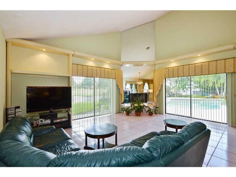 EAGLE POINT/EAGLE TRACE - Residential