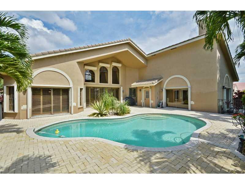 EAGLE POINT/EAGLE TRACE - Residential