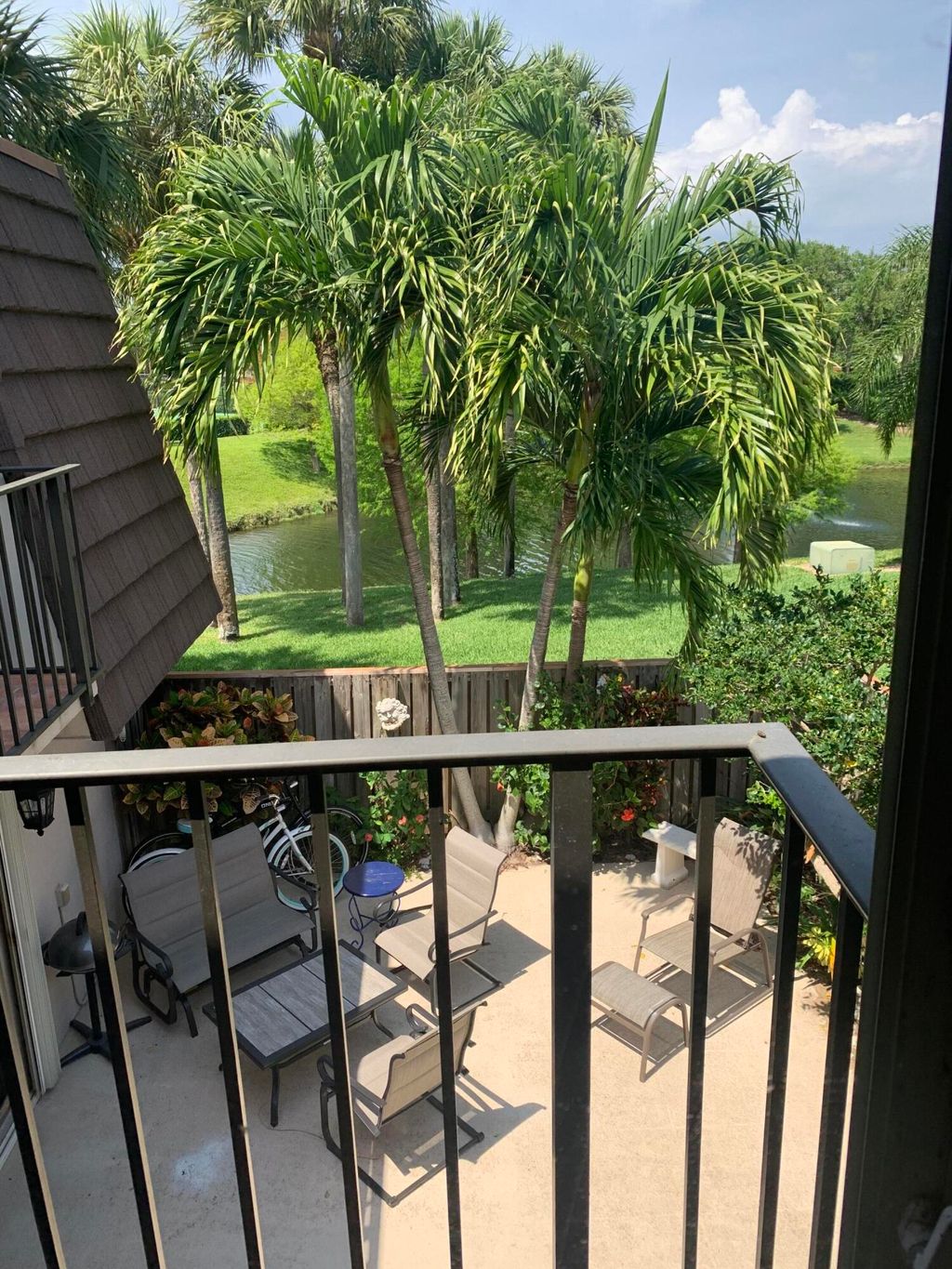 Photo of 1518 15th Court, Jupiter, FL 33477 (MLS # R10806712)