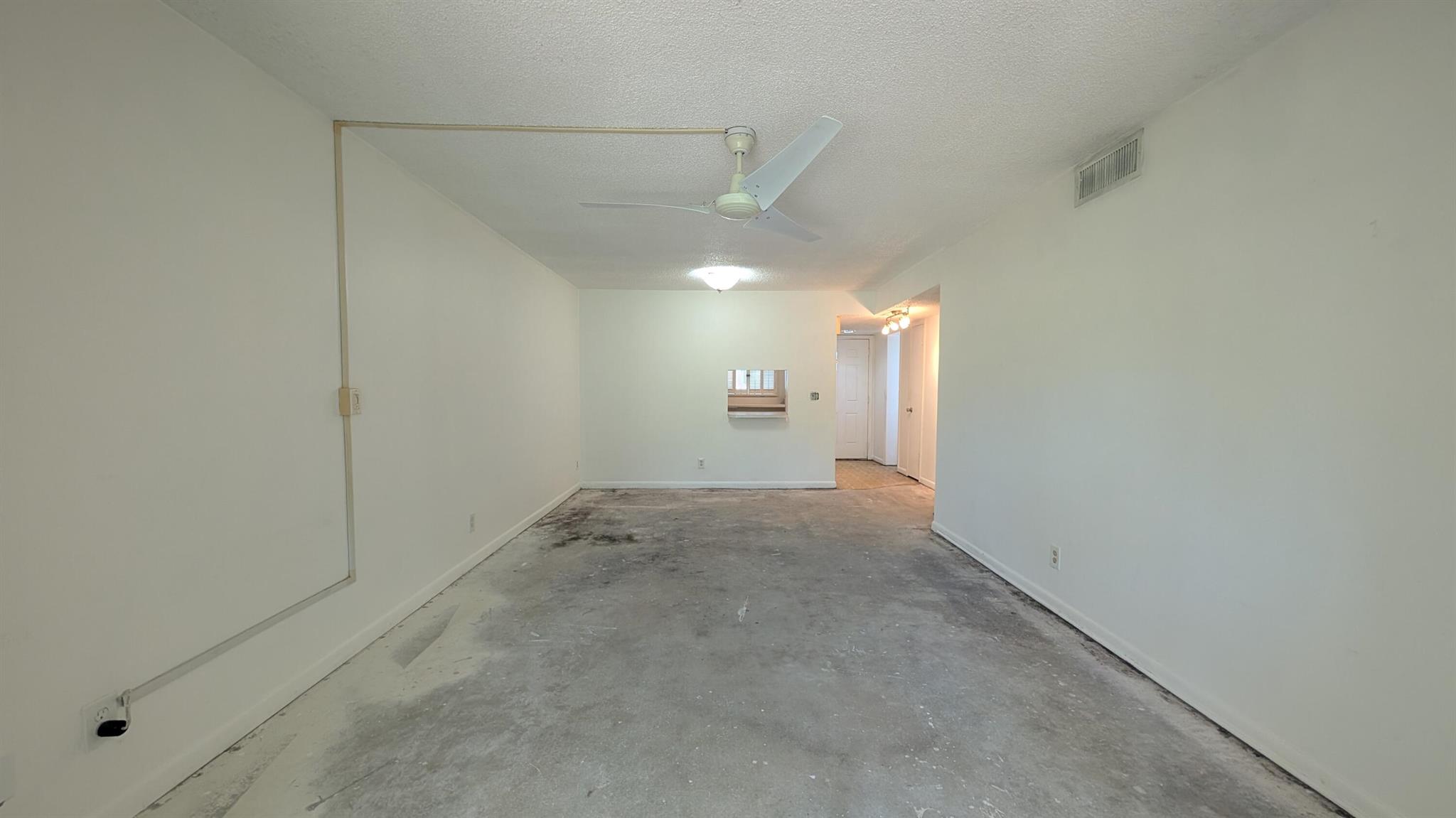 330 NE 26th Avenue 1050