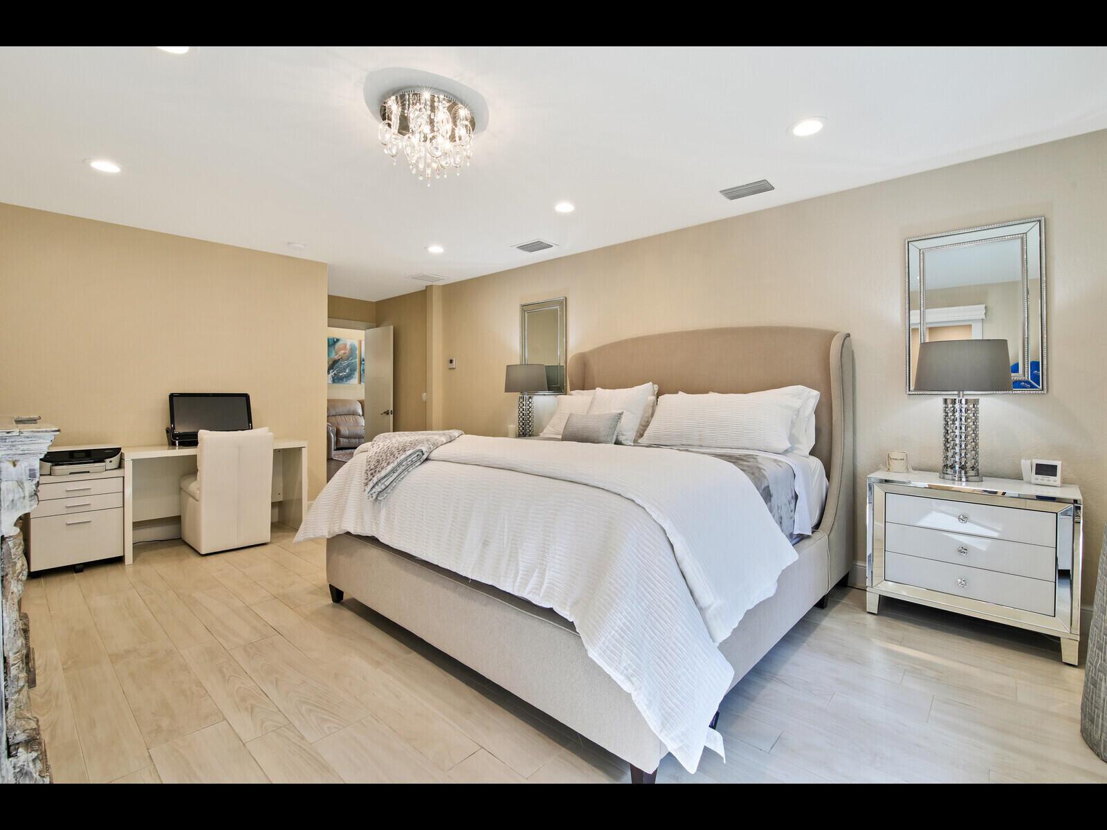 TOMKUS - Residential Lease