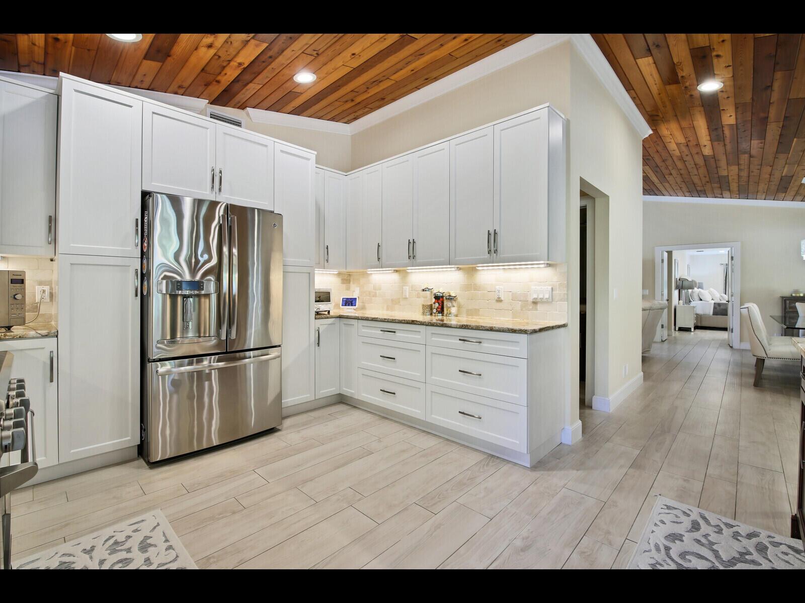 TOMKUS - Residential Lease