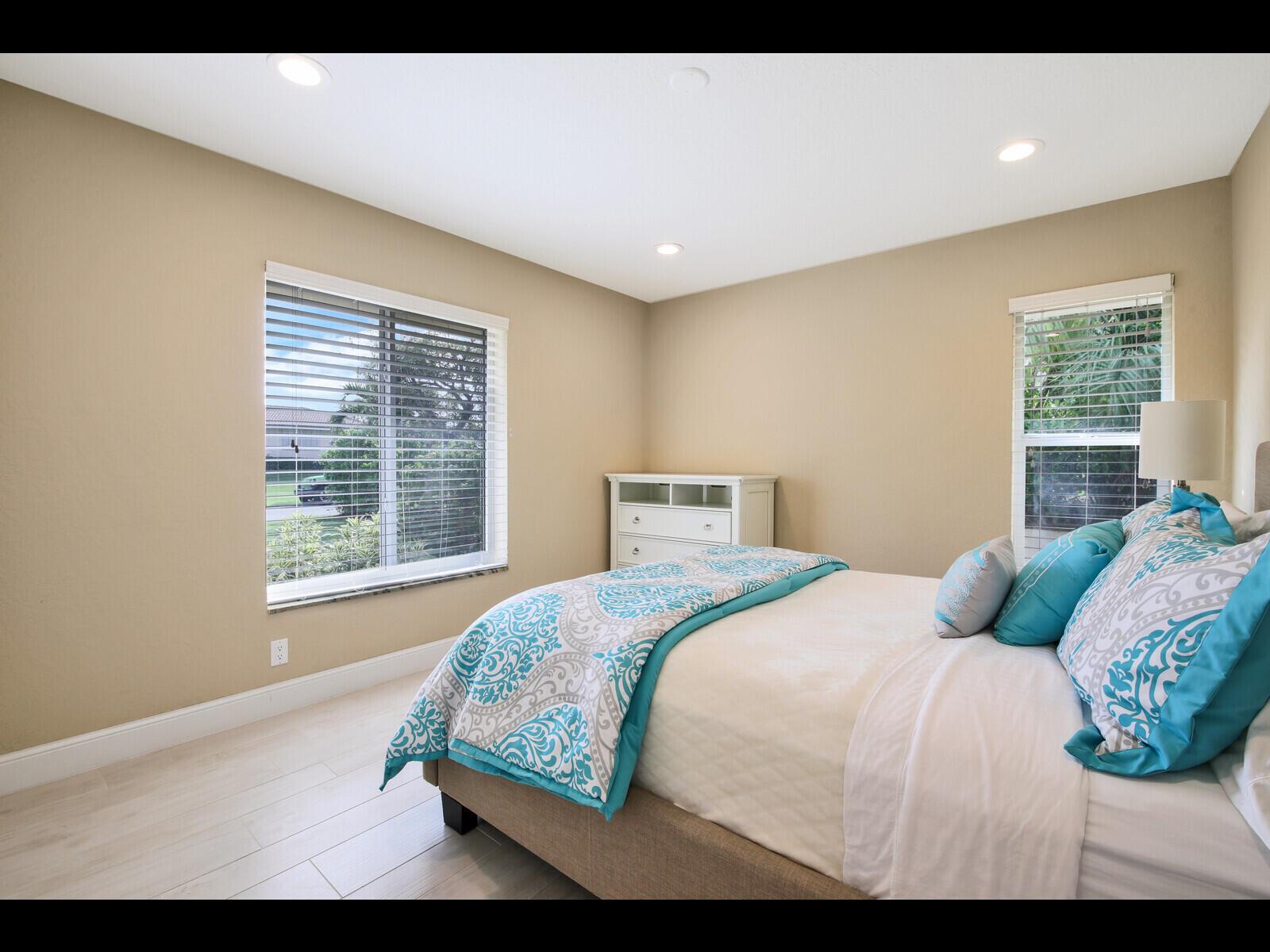 TOMKUS - Residential Lease