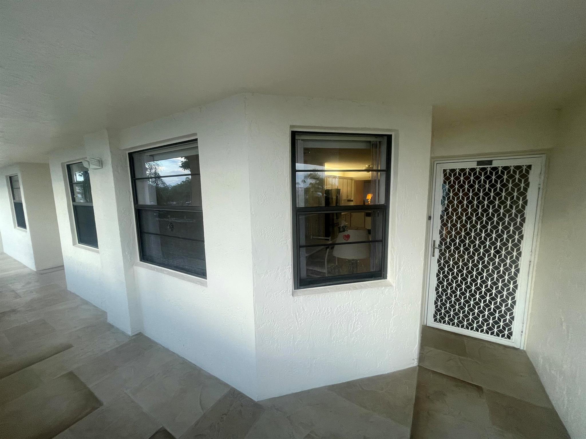 7462 Fairfax Drive 305