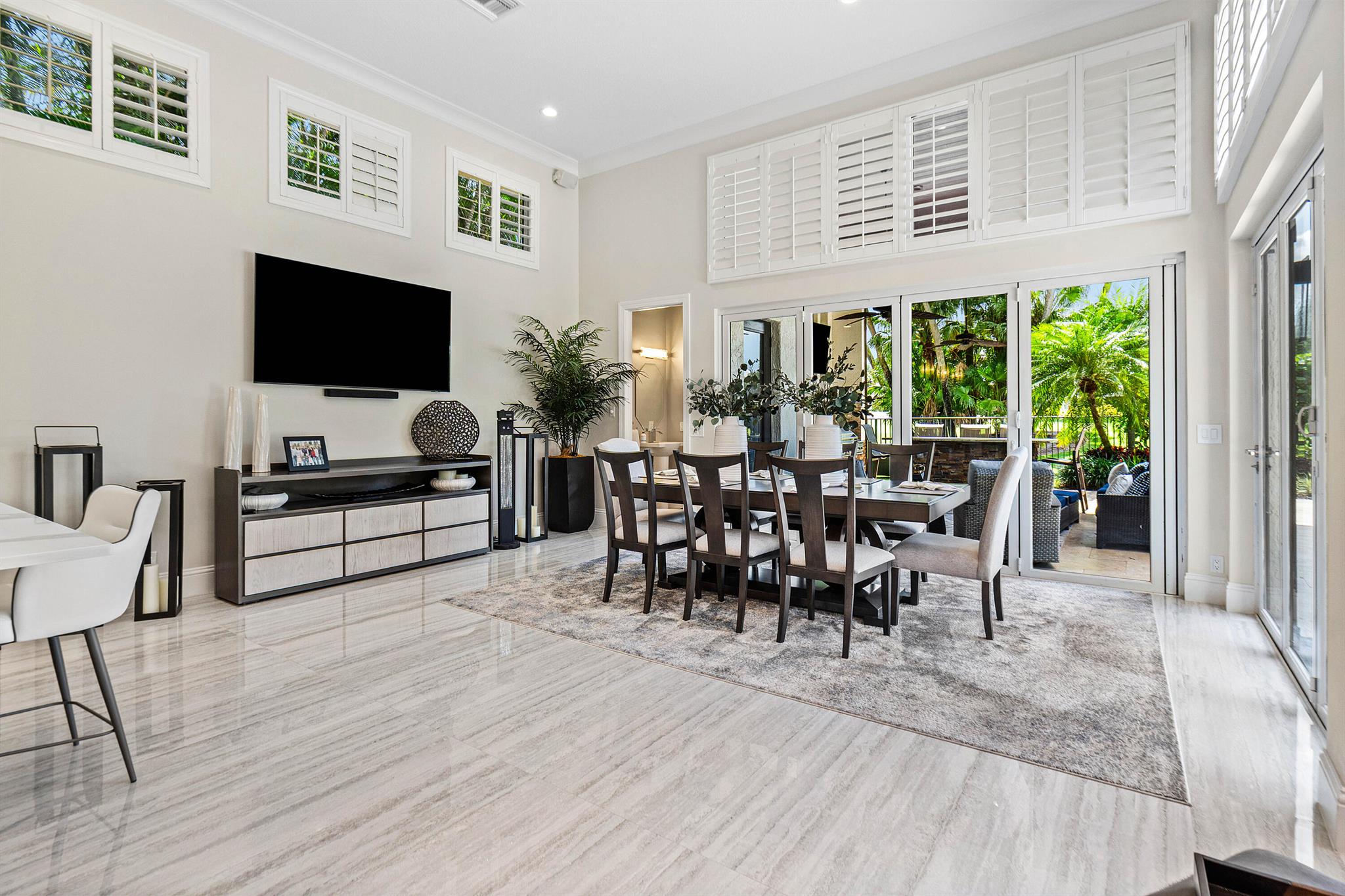 Mizner Country Club - Residential