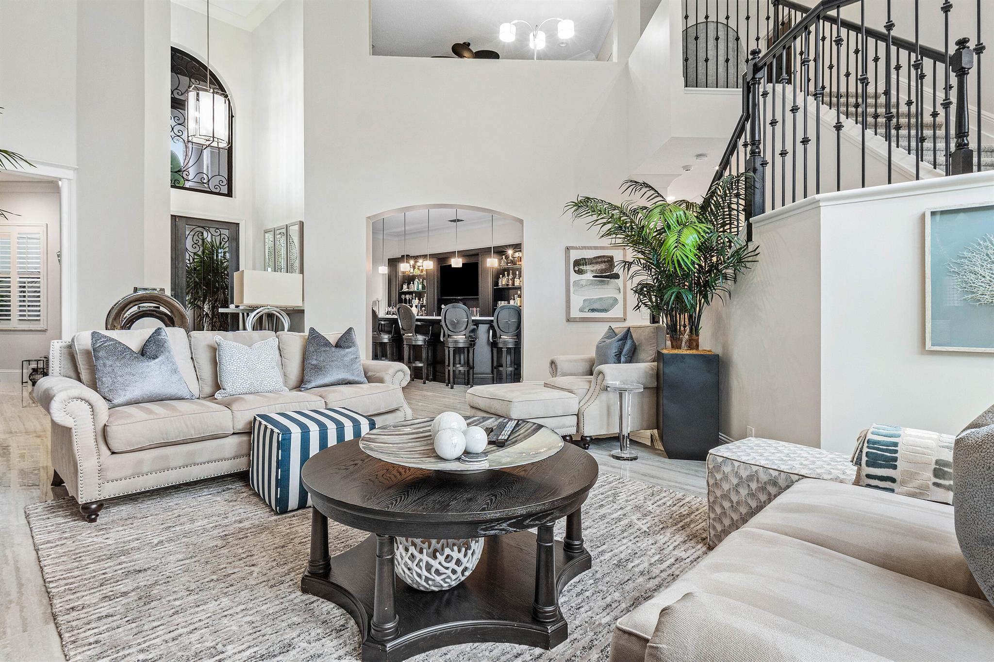 Mizner Country Club - Residential