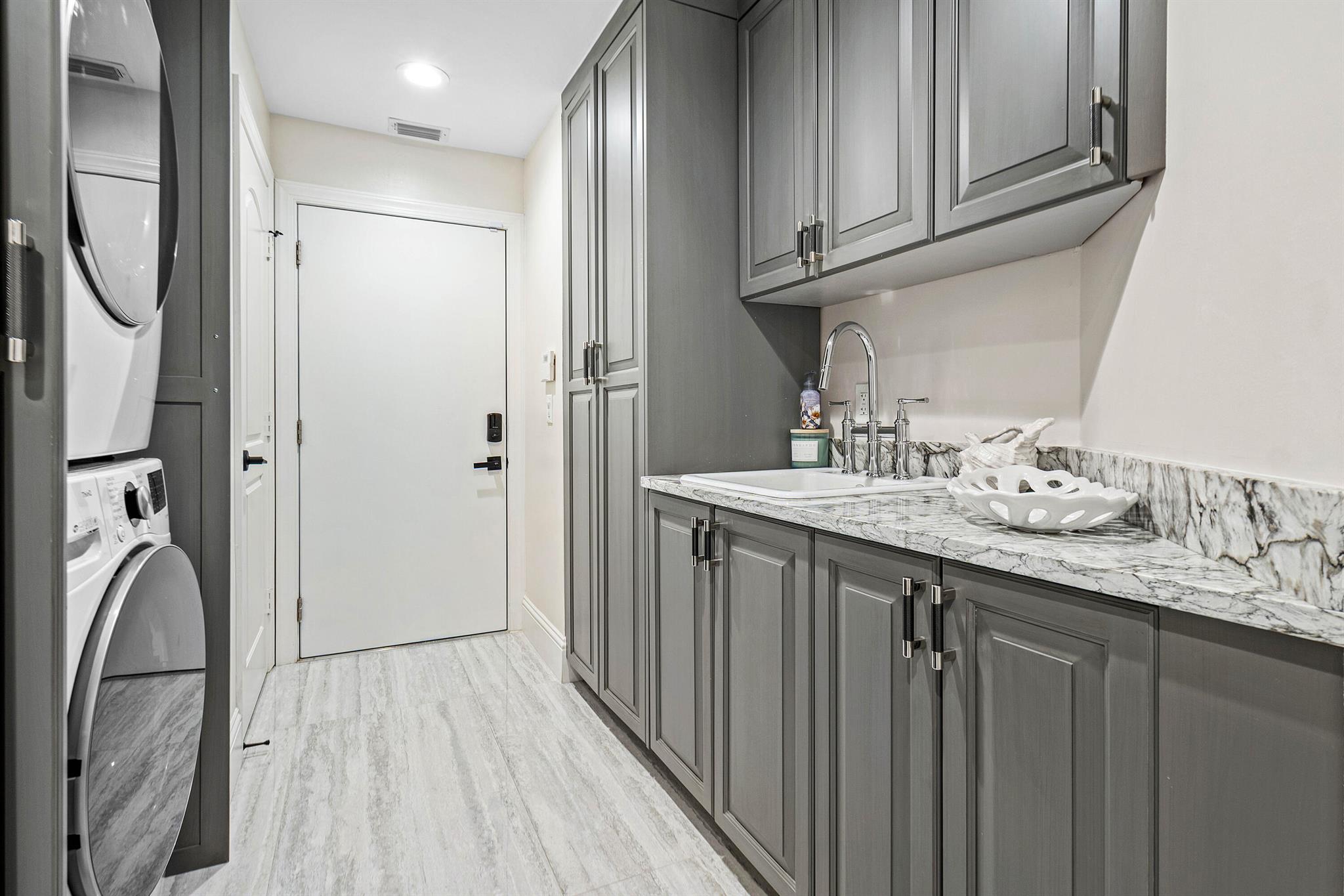 Mizner Country Club - Residential