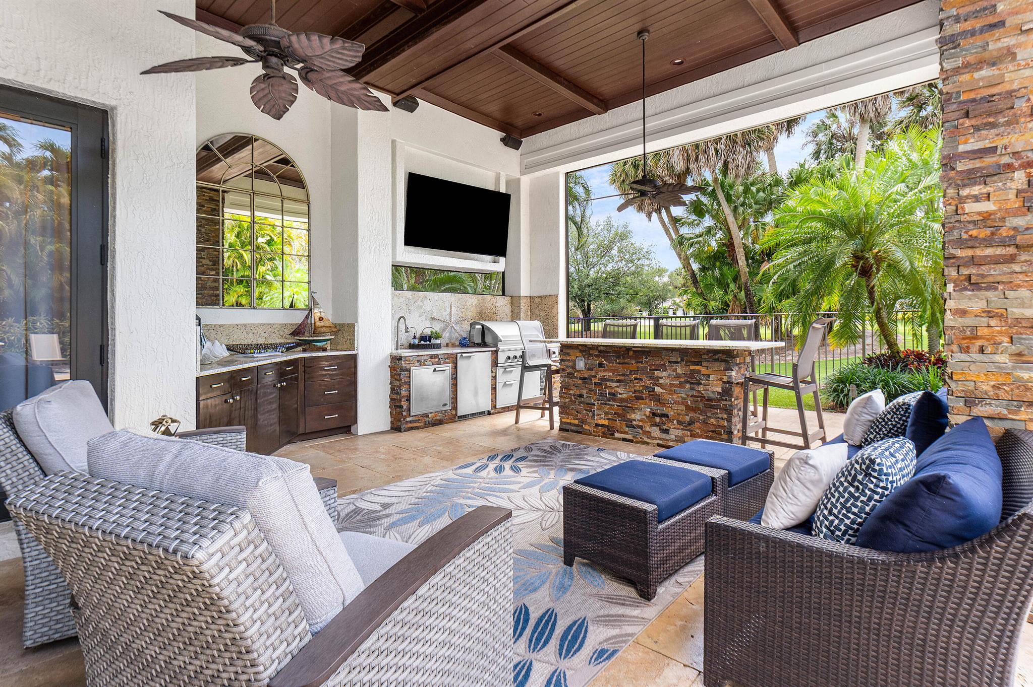 Mizner Country Club - Residential