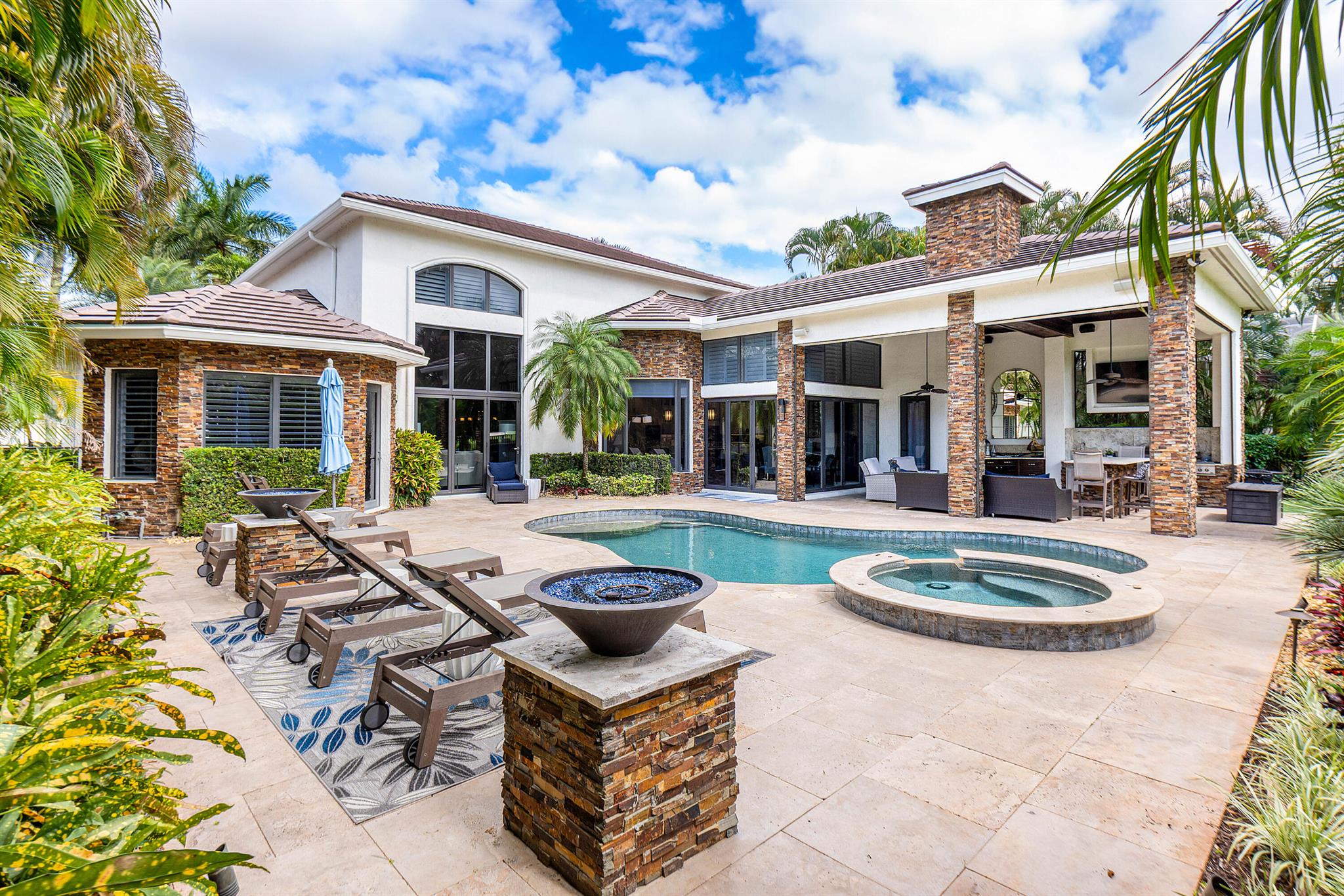 15967 Laurel Creek Drive