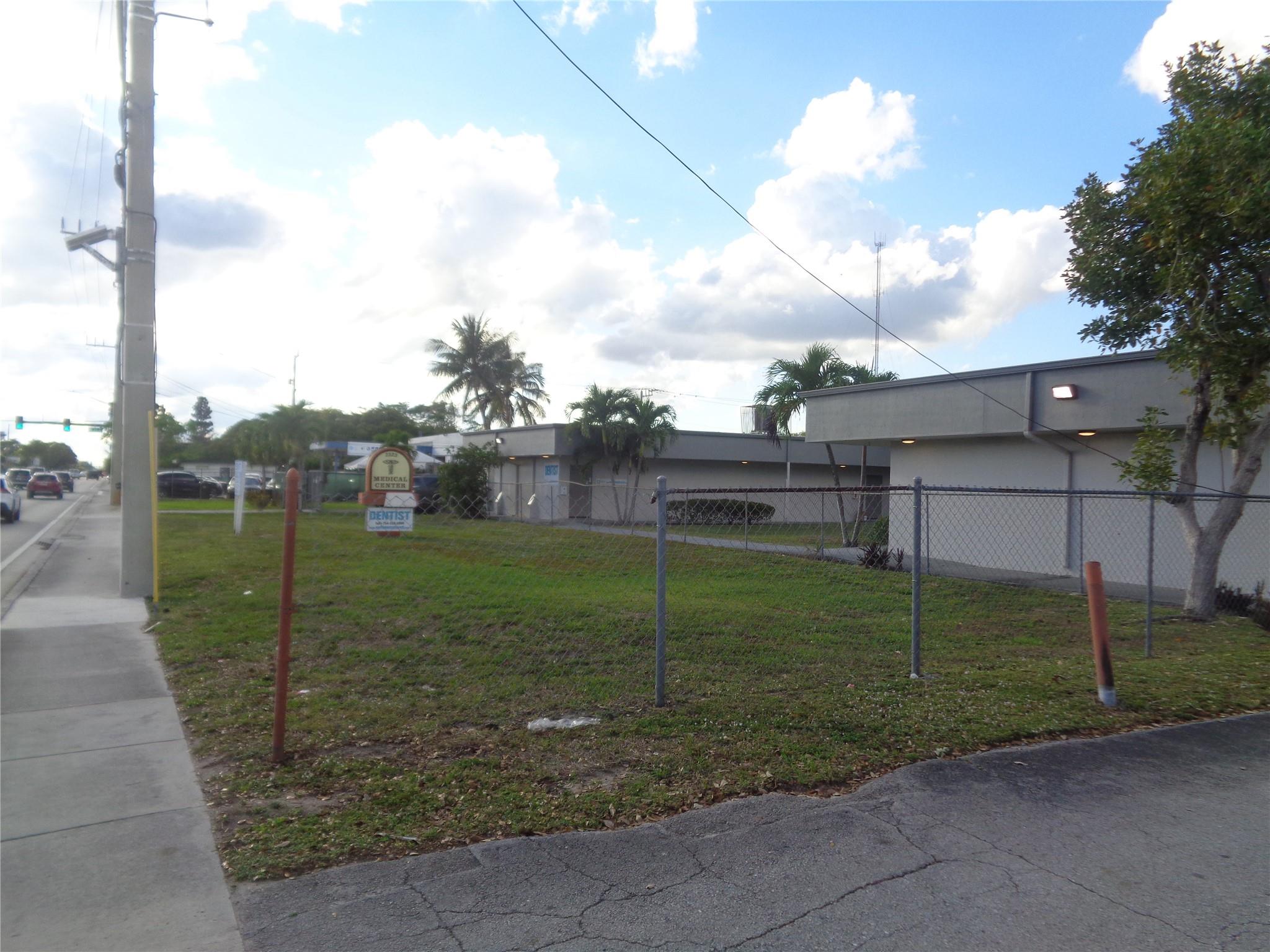 2323 NW 19th St