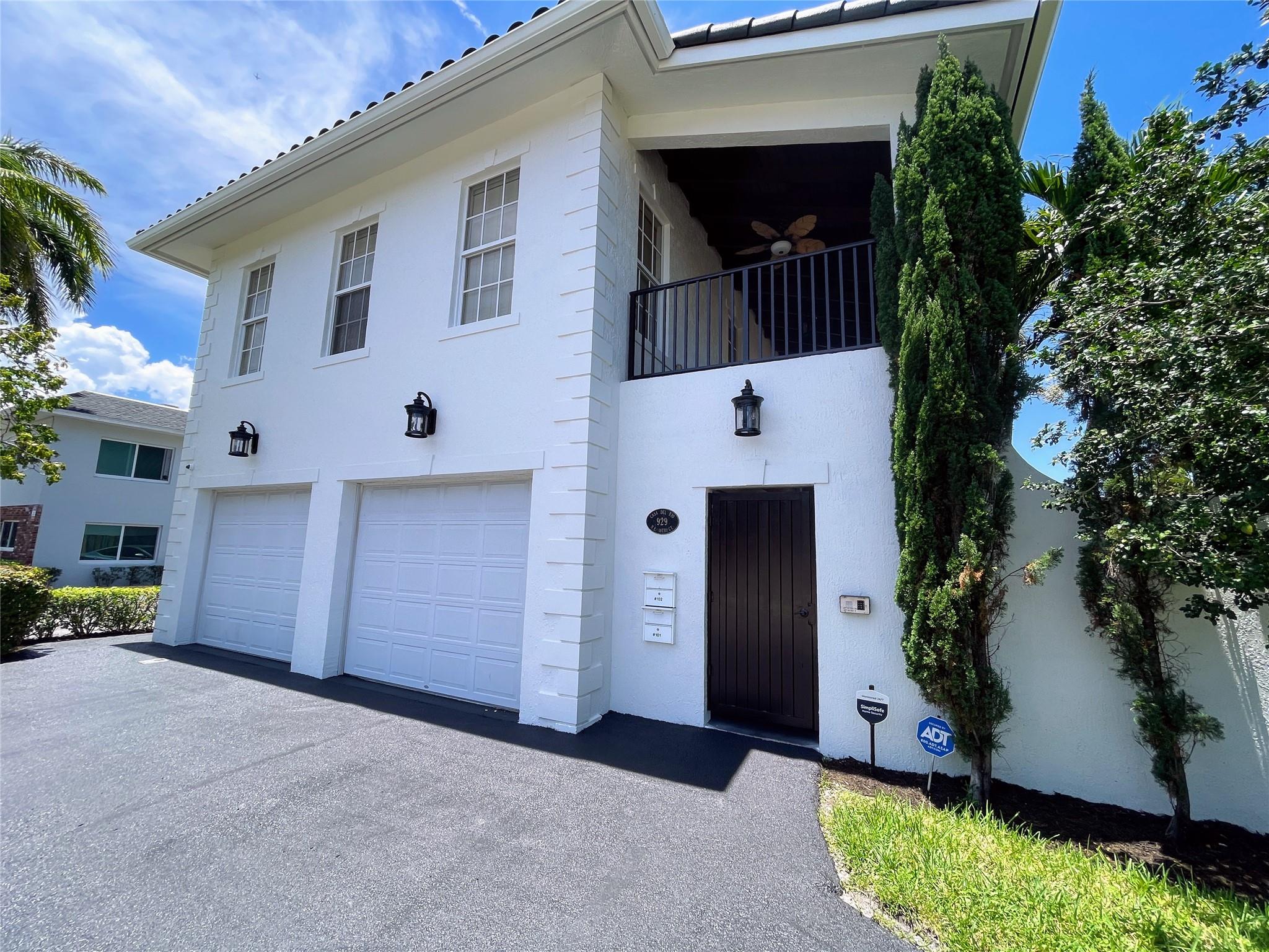 LAUDERDALE PARK - Residential Income