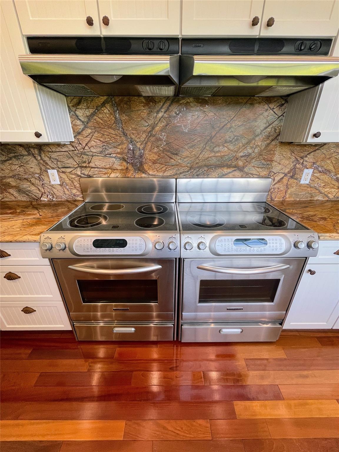 LAUDERDALE PARK - Residential Income