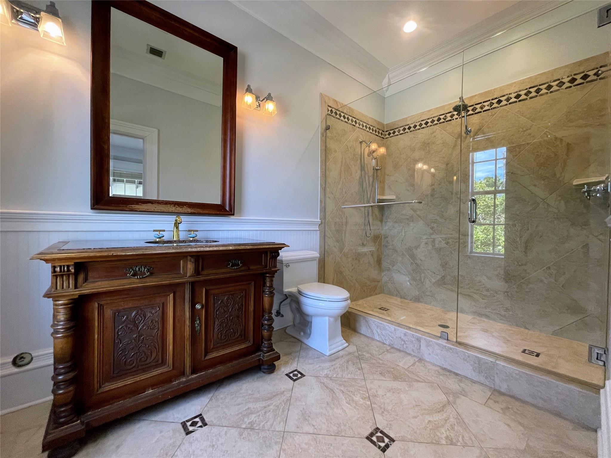 LAUDERDALE PARK - Residential Income