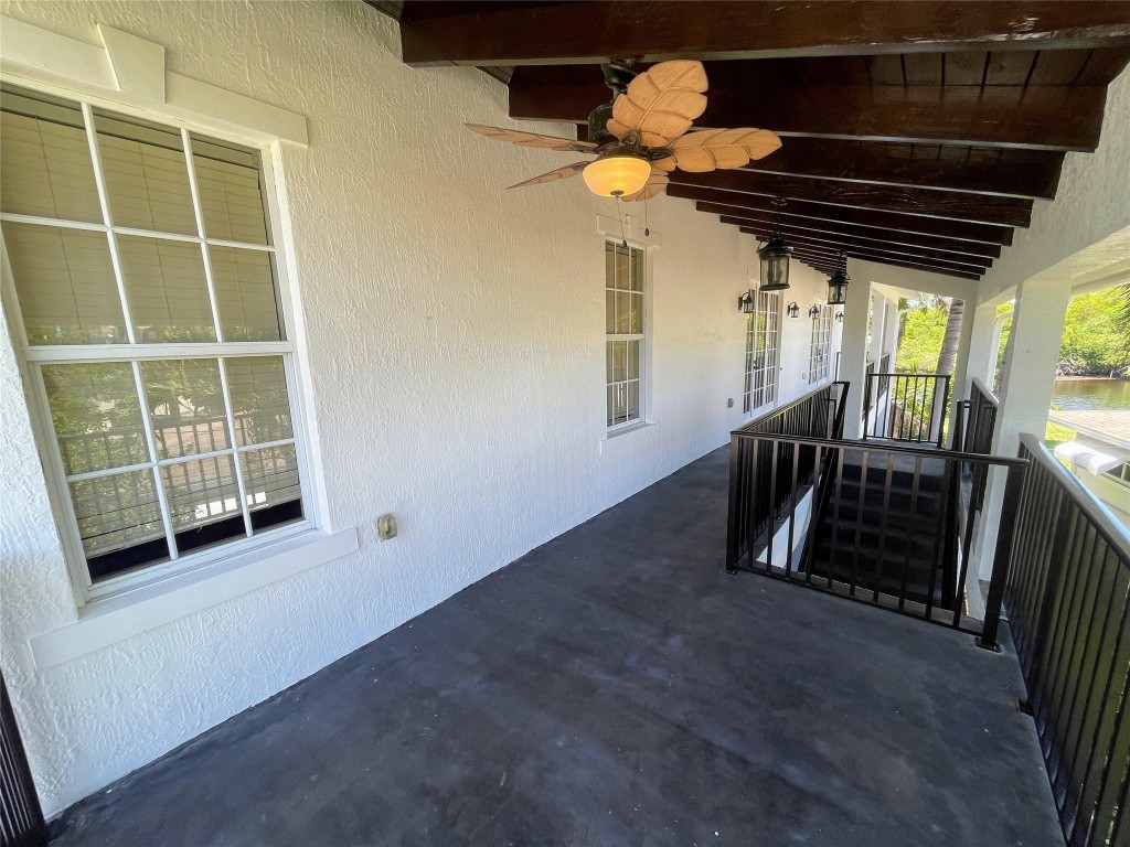 LAUDERDALE PARK - Residential Income