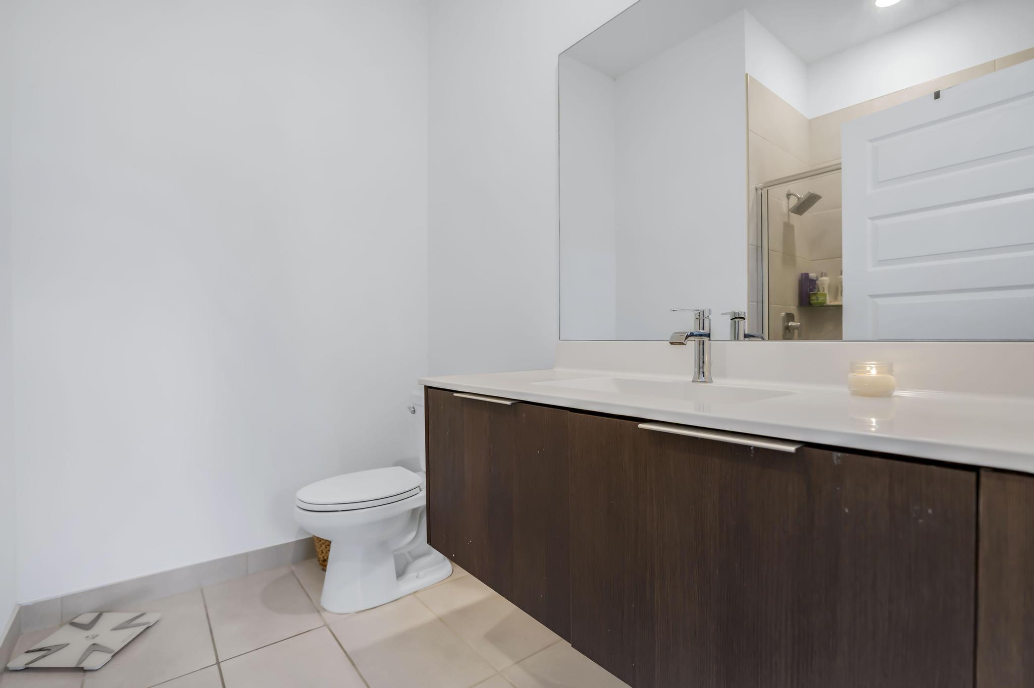 APEX AT PARK CENTRAL CONDO NO 3 - Residential