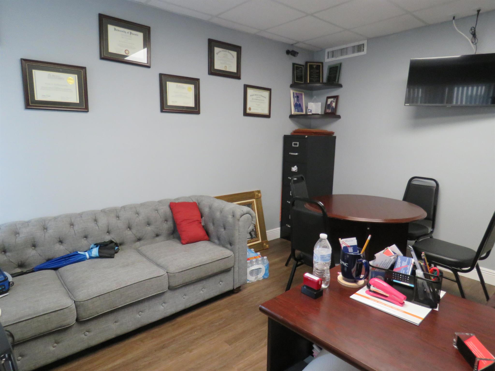 GUARANTY BUILDING CONDO - Commercial Lease