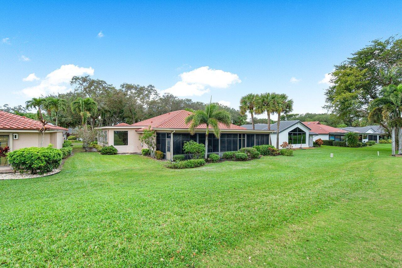 OAKS AT HUNTERS RUN CONDO - Residential