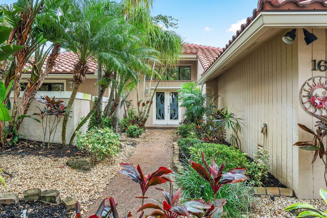 OAKS AT HUNTERS RUN CONDO - Residential