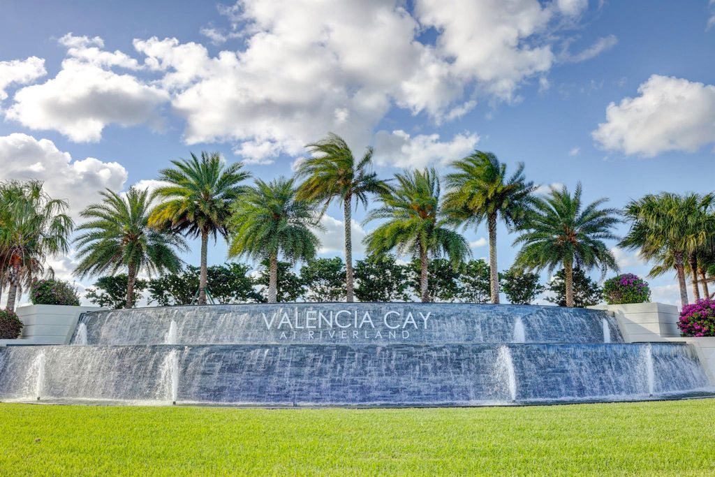 Photo of 11870 SW Waterford Isle Way, Port Saint Lucie, FL 34987 (MLS # R11141740)