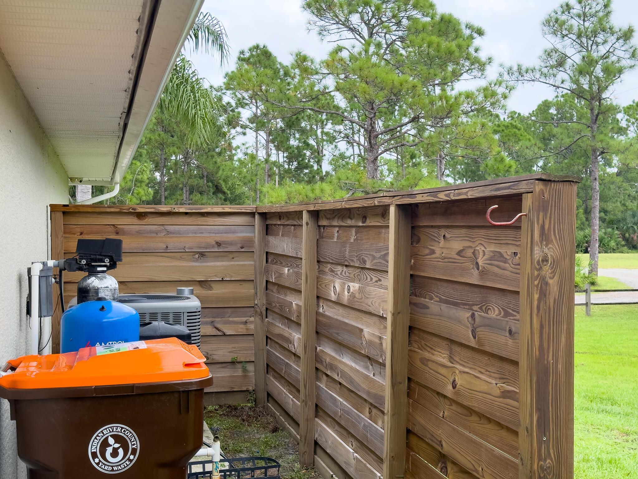 FELLSMERE FARMS CO S/D OF - Residential