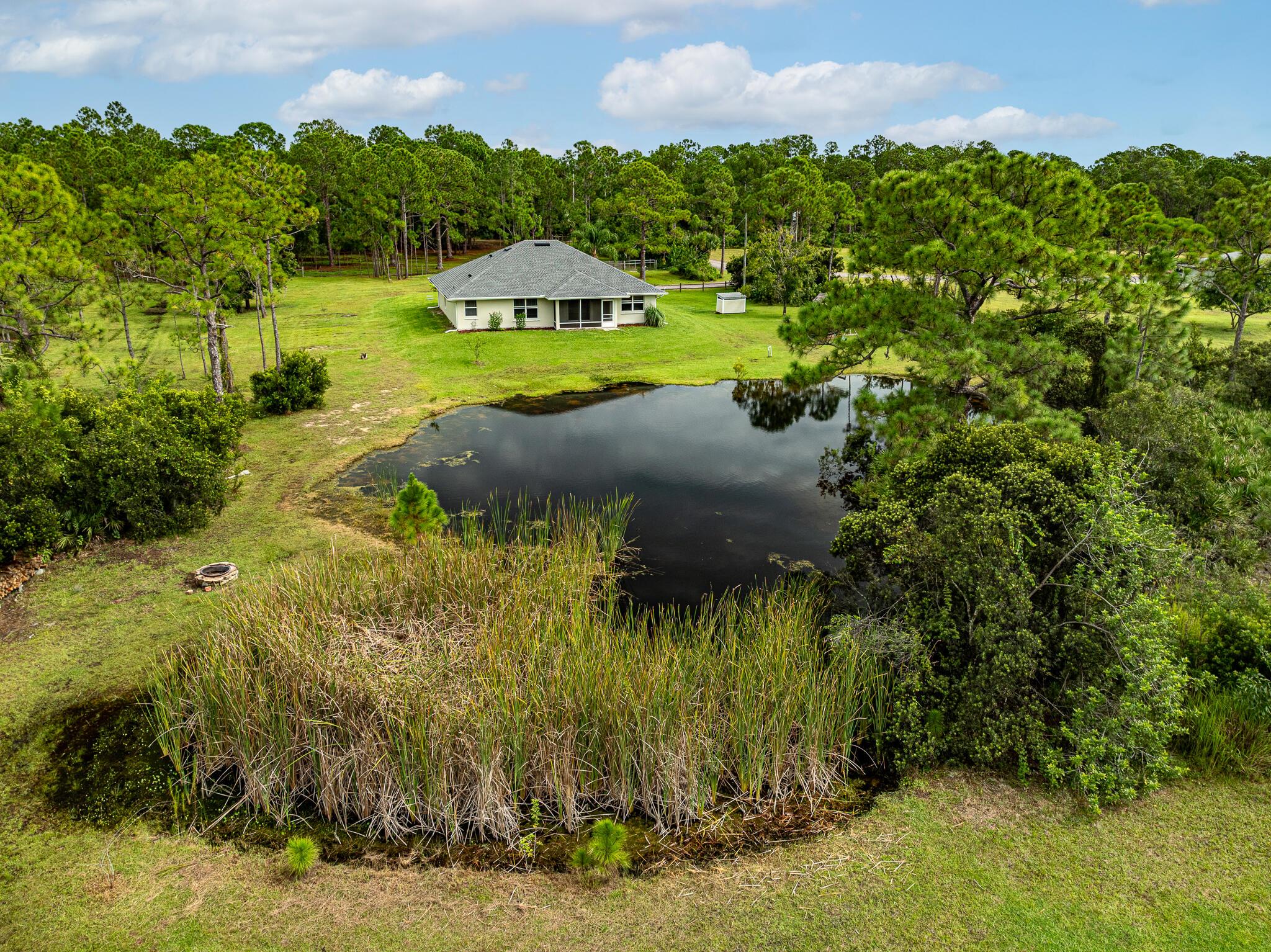 FELLSMERE FARMS CO S/D OF - Residential
