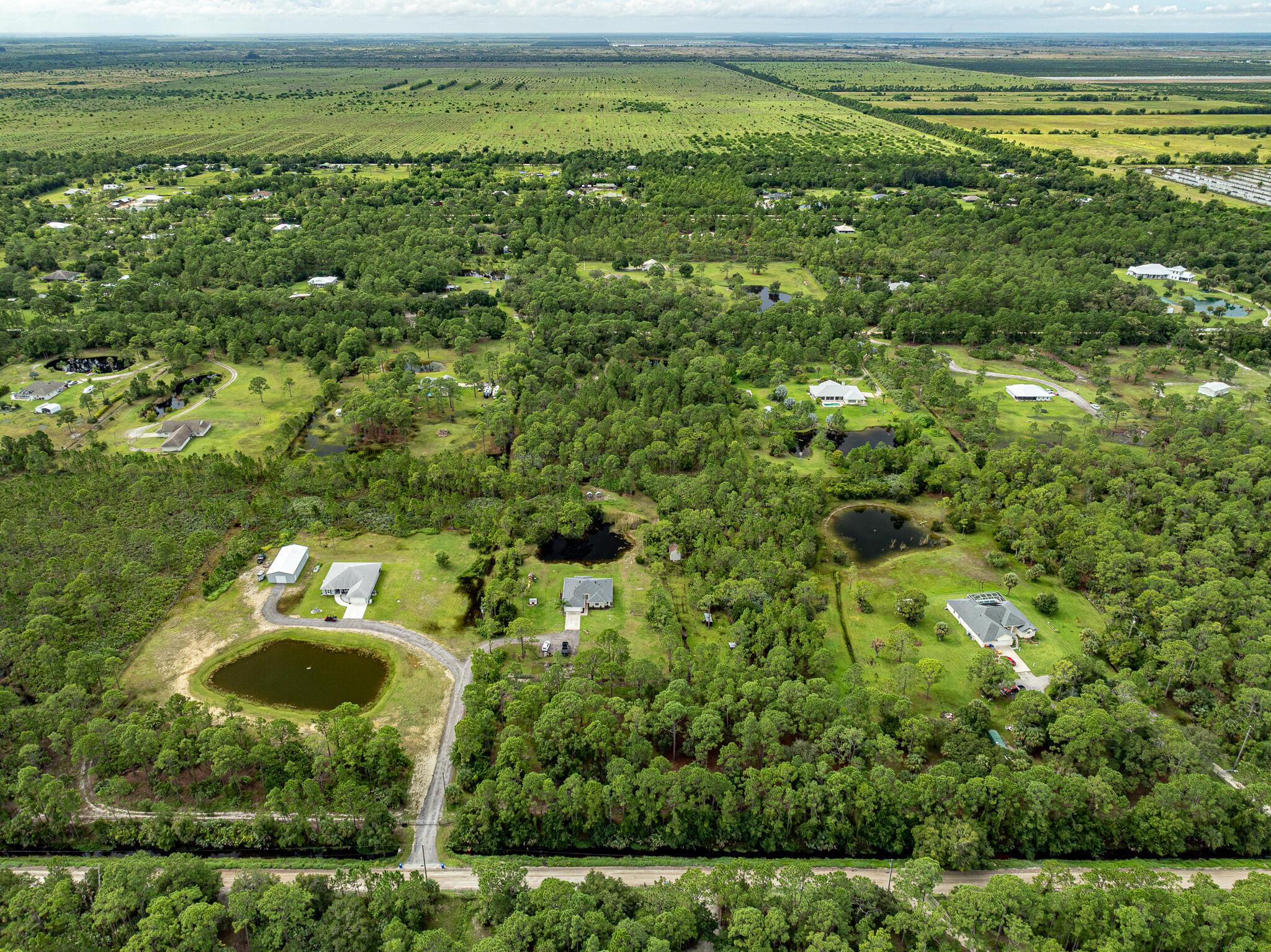 FELLSMERE FARMS CO S/D OF - Residential