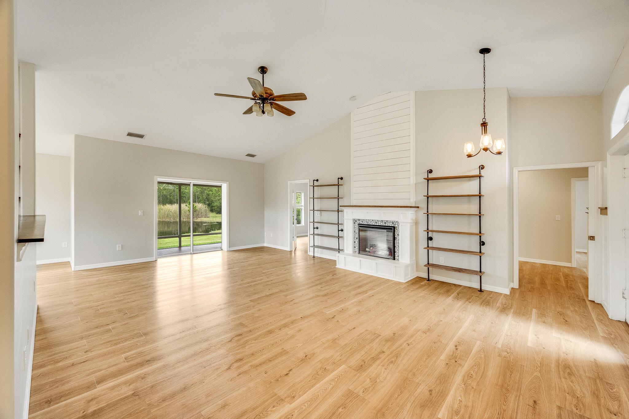 FELLSMERE FARMS CO S/D OF - Residential