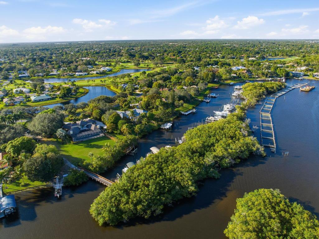 PIPERS LANDING - Residential