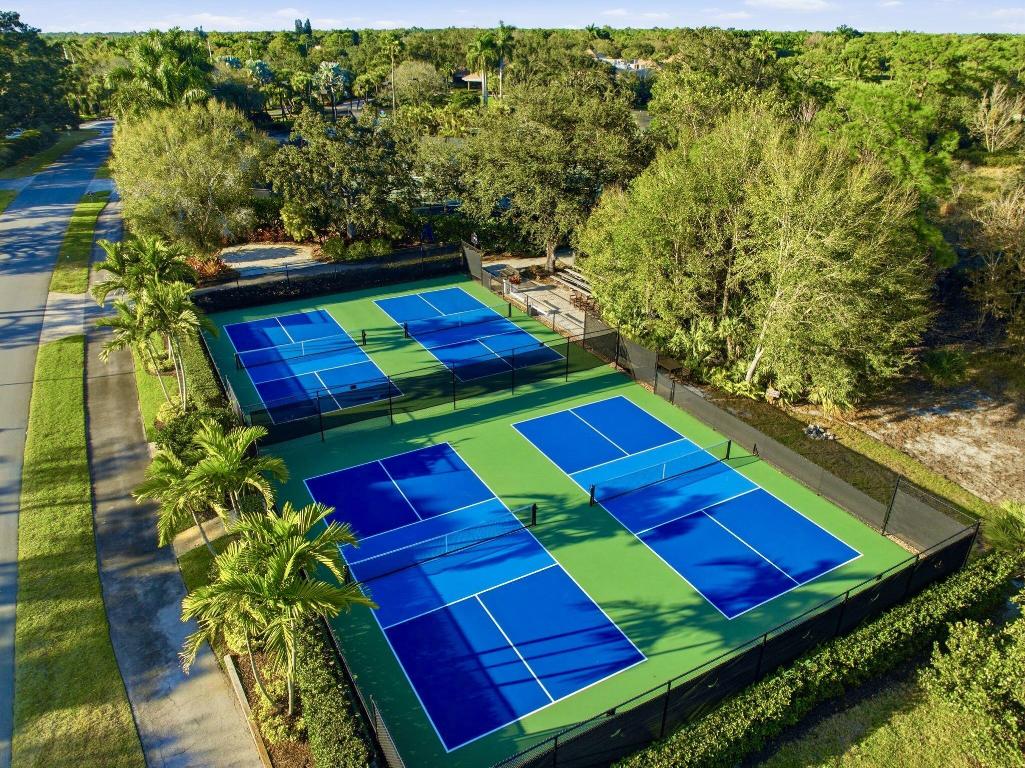 PIPERS LANDING - Residential