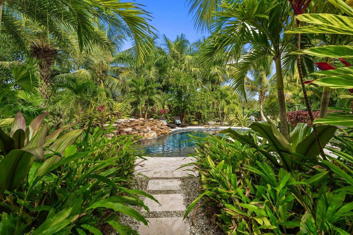 PIPERS LANDING - Residential