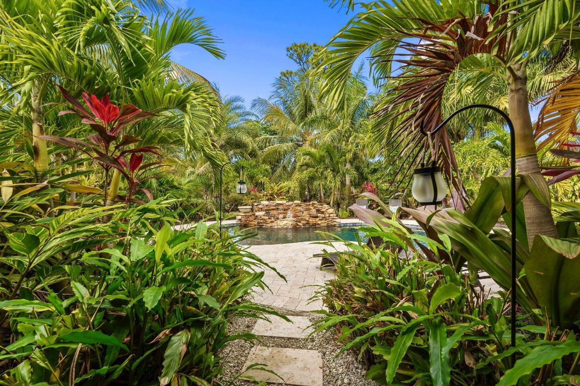 PIPERS LANDING - Residential