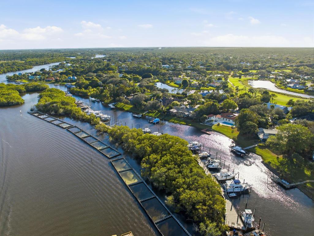 PIPERS LANDING - Residential