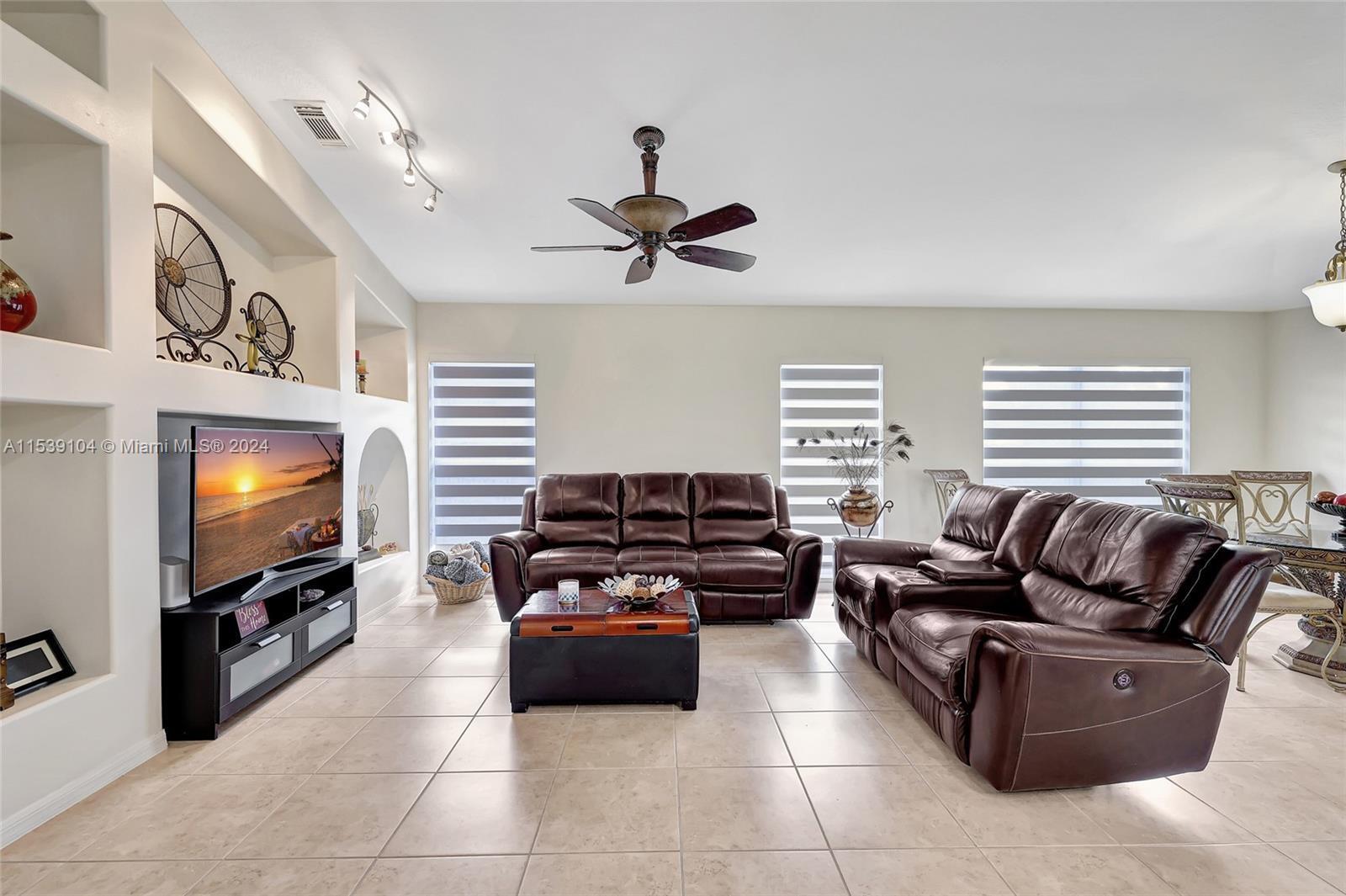 PORT ST LUCIE SECTION 9 - Residential