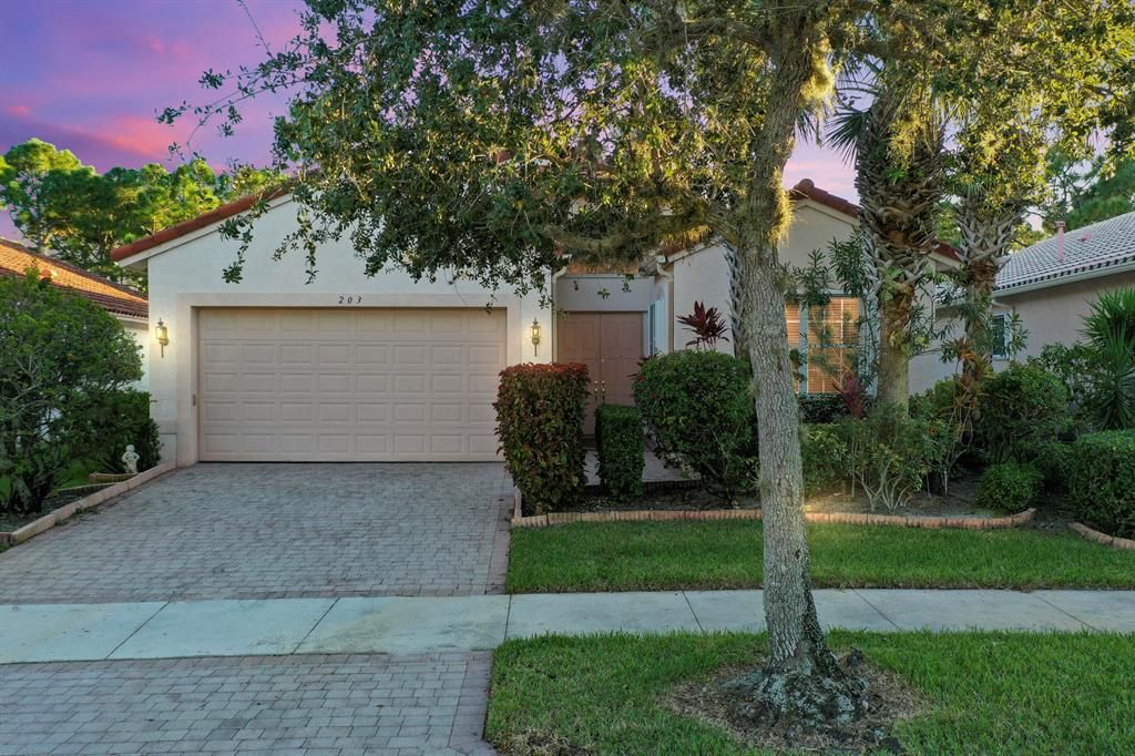 Photo of 203 NW Chorale Way, Port Saint Lucie, FL 34986 (MLS # R10760176)