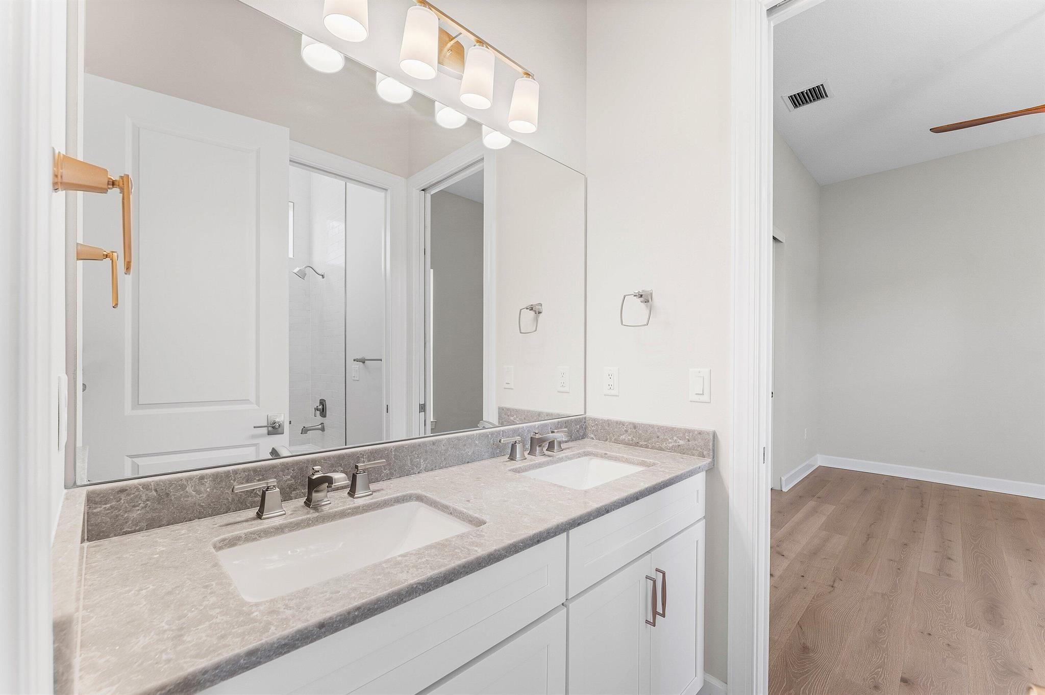 BRIDGEWATER PRESERVE - Residential