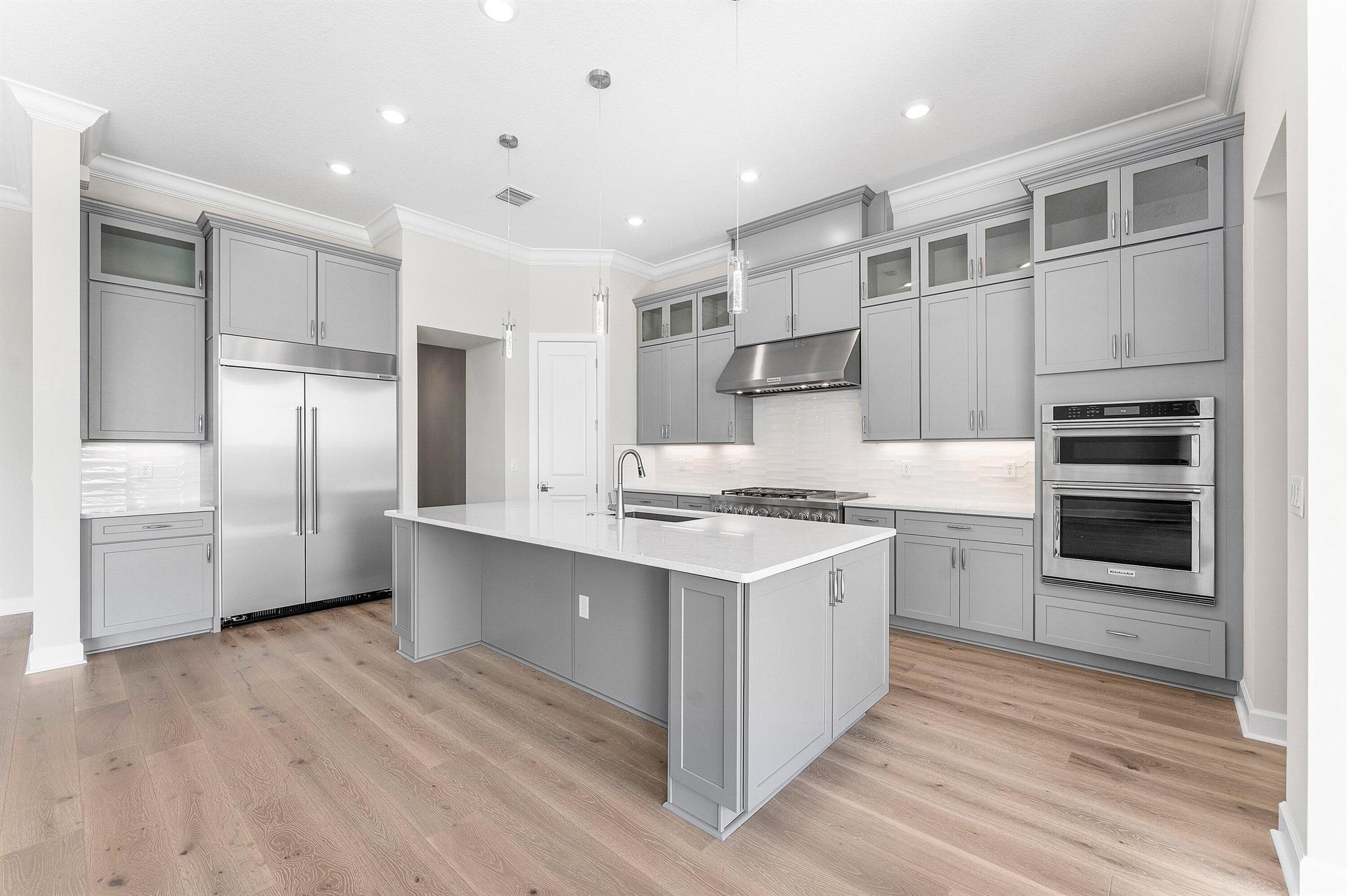 BRIDGEWATER PRESERVE - Residential