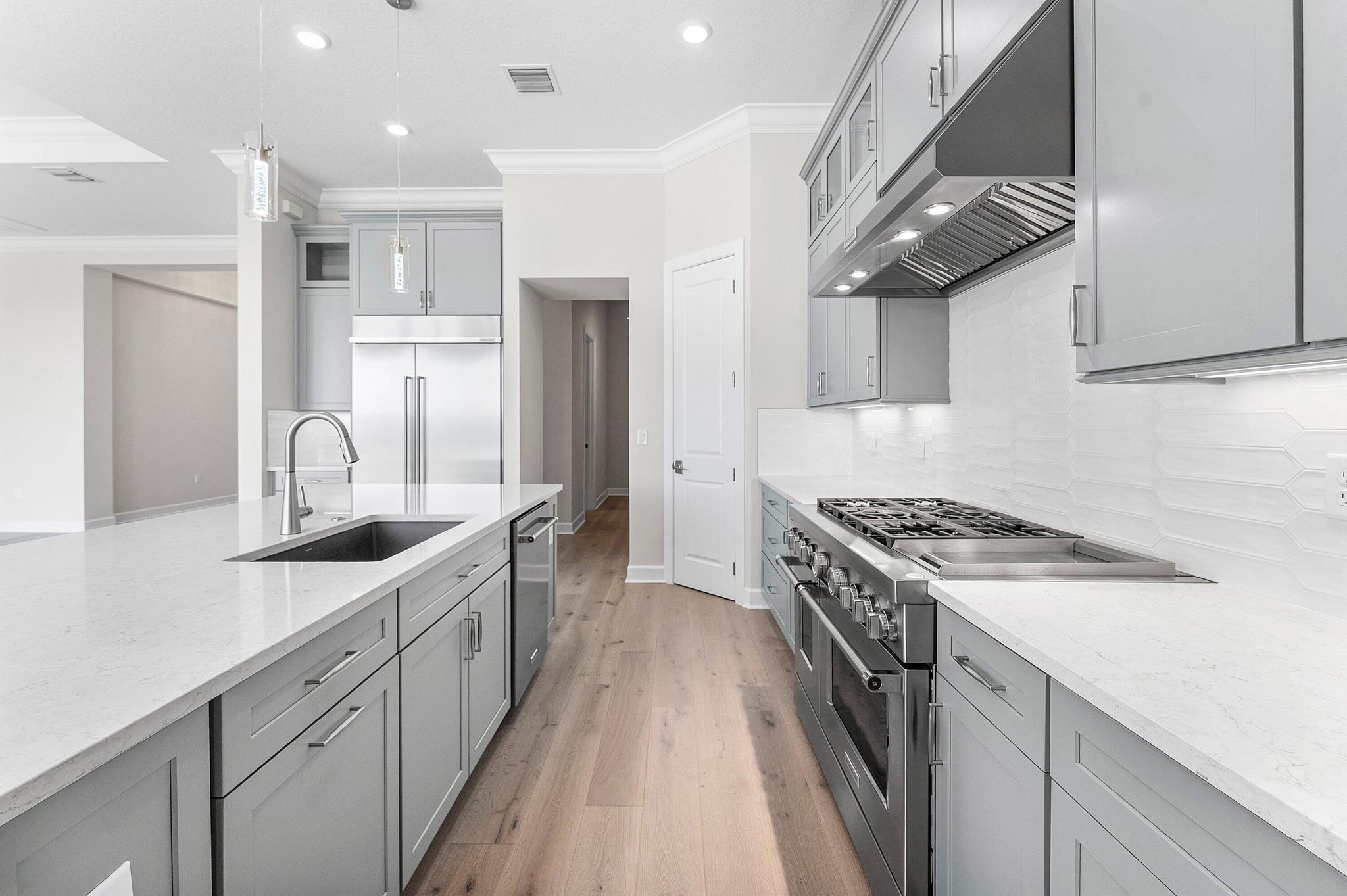 BRIDGEWATER PRESERVE - Residential