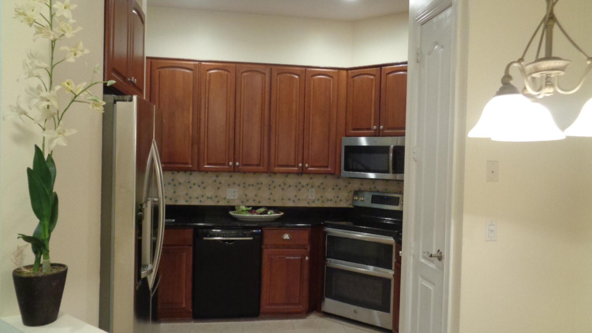 BRIDGEPOINTE SUBDIVISION - Residential Lease