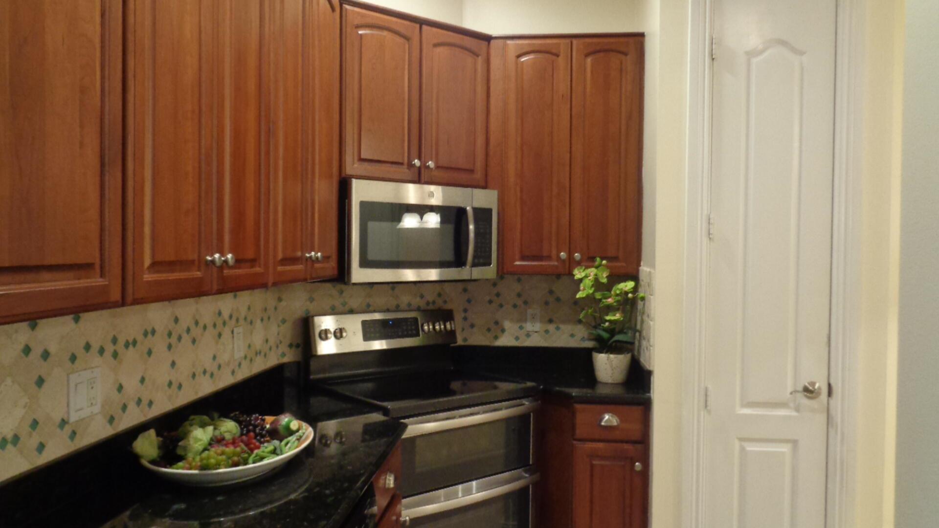 BRIDGEPOINTE SUBDIVISION - Residential Lease