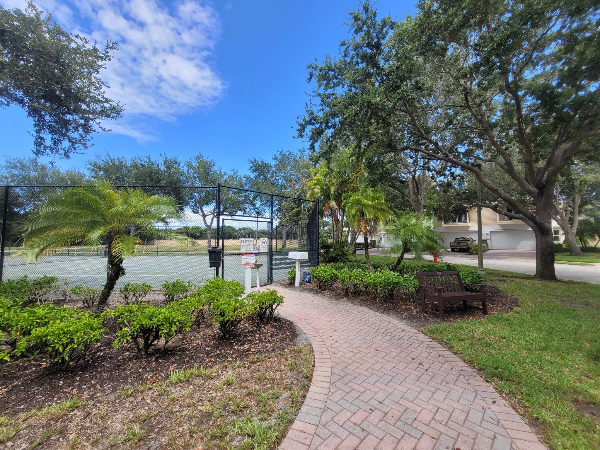 BRIDGEPOINTE SUBDIVISION - Residential Lease