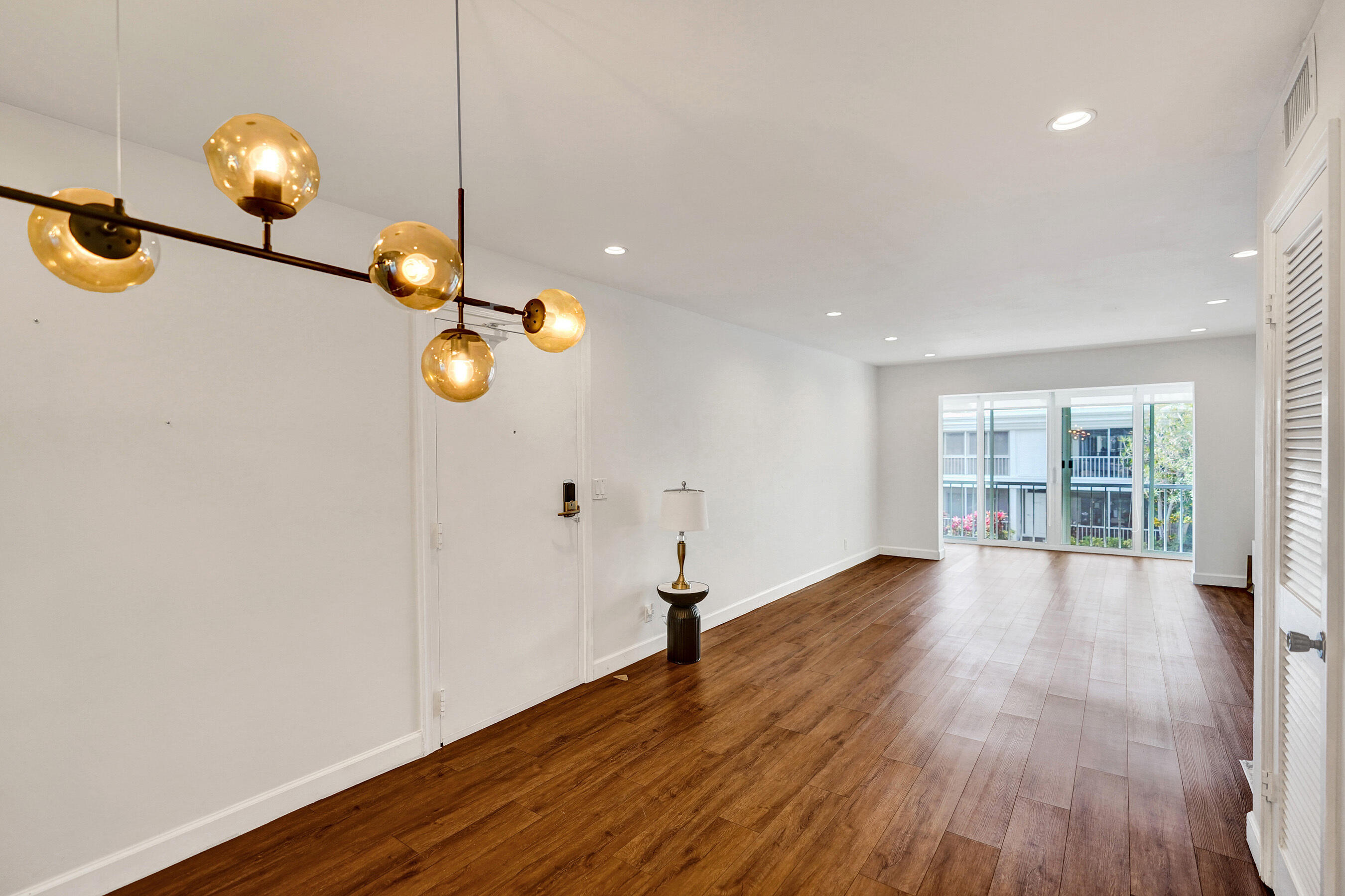 BAY COLONY CLUB CONDO - Residential Lease